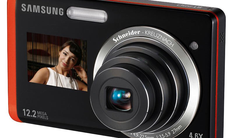 The Samsung ST550 camera