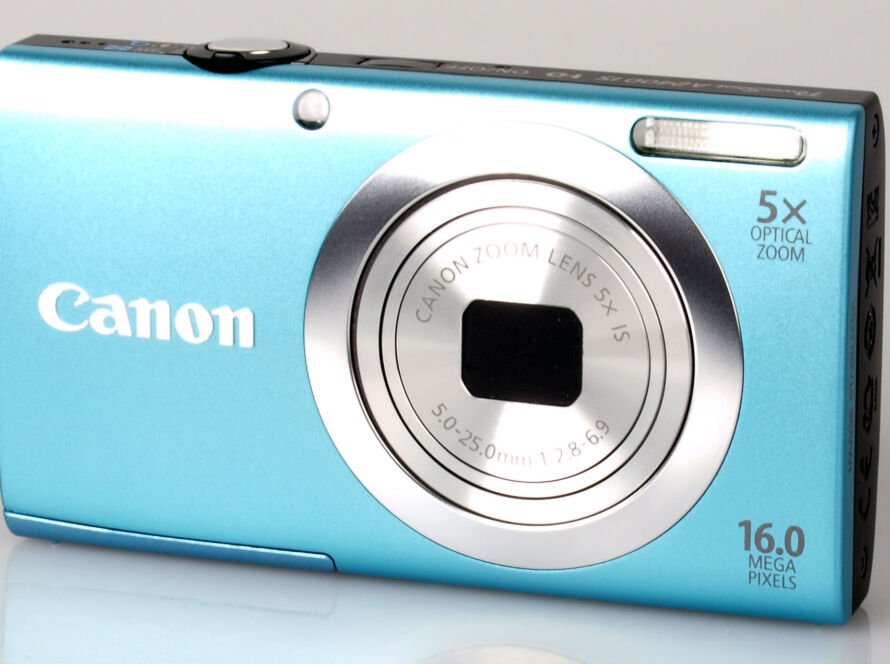 Canon PowerShot A2400 IS in turquoise