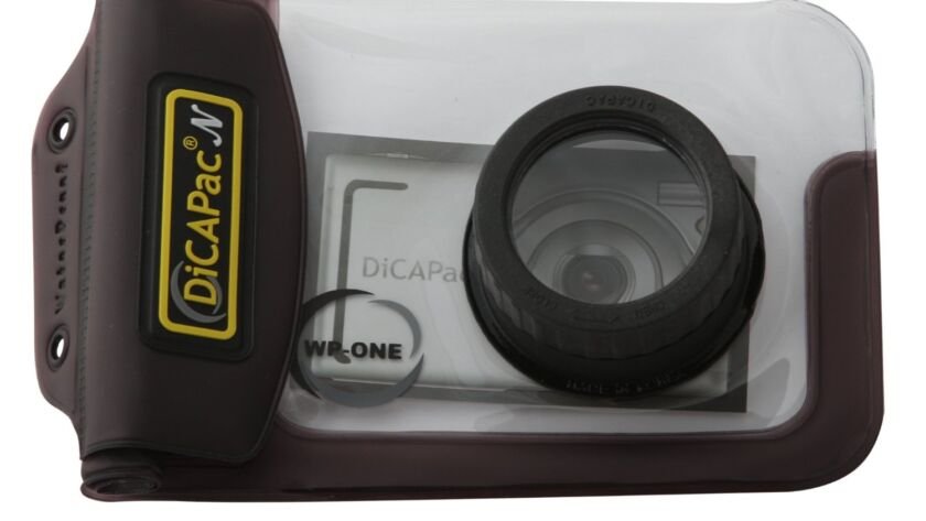 DiCAPac WP-One waterproof camera case