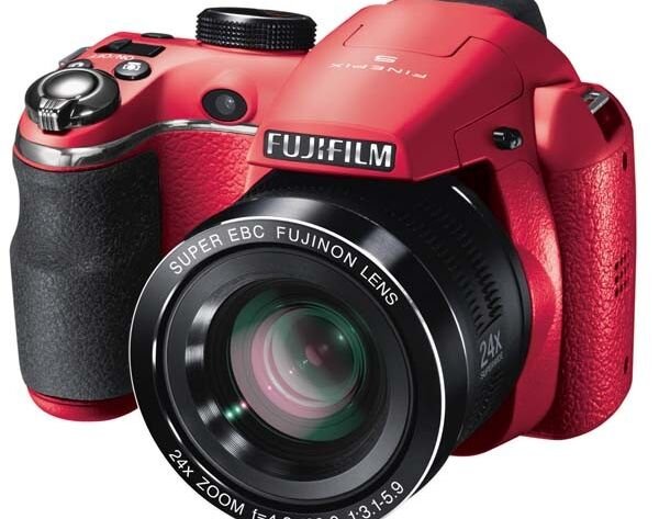 Fujifilm Finepix S4200, refurbished in red